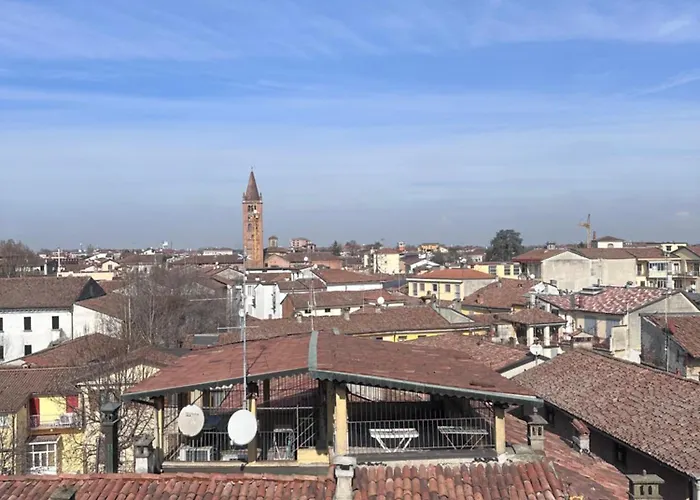 Piazza Vida 12 Palace Pansiyon Cremona