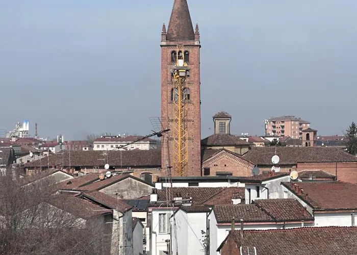 Piazza Vida 12 Palace * Cremona