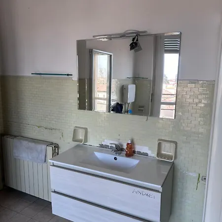 בית אירוח Piazza Vida 12 Palace *