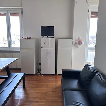 בית אירוח Piazza Vida 12 Palace *