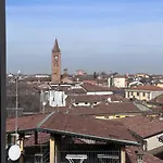 Piazza Vida 12 Palace