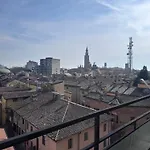 Piazza Vida 12 Palace * Κρεμόνα