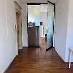 Δωμάτια σε οικογενειακή κατοικία Piazza Vida 12 Palace Κρεμόνα