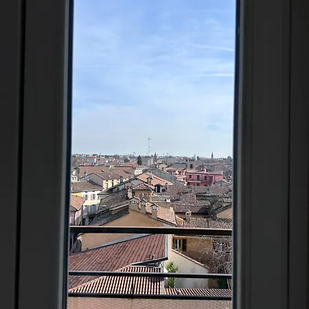 Piazza Vida 12 Palace منزل للإقامة كريمونا